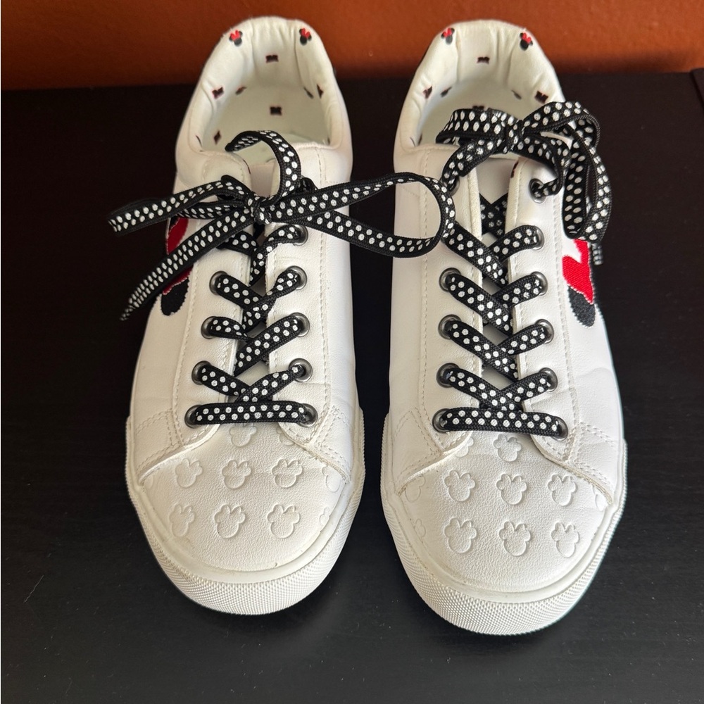 White and Black Sneakers with Textured Detailing  ( used once - Great condition)